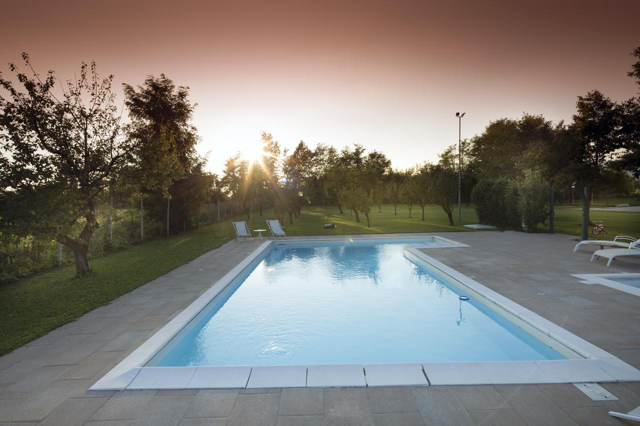 Agriturismo Borgo Tecla Rosà Exterior foto